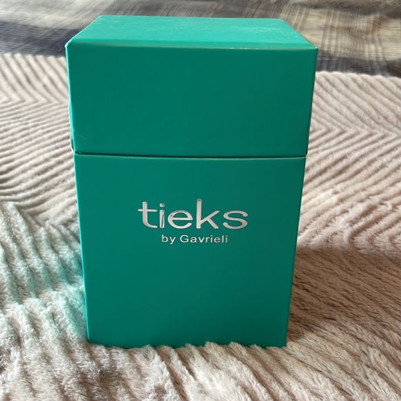 Black Tieks - size 8 - Picture 6 of 6